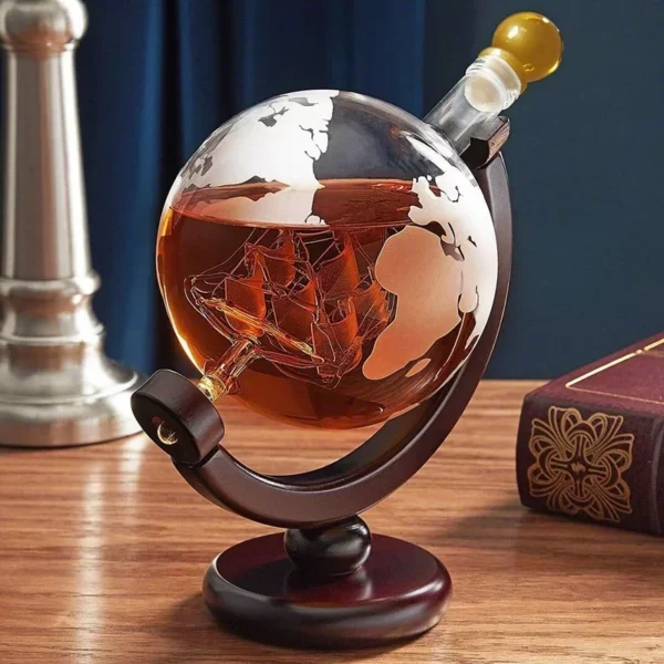 Ensemble de carafe globe créatif avec carafe sans plomb, support en bois exquis, 2 verres à whisky, carafe à whisky, cadeau de qualité 2