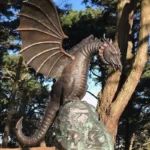 Sculpture de dragon cracheur de feu pour la décoration de la maison et du jardin, fontaine en résine d'eau, majestueuse, prenant en compte la précision 3