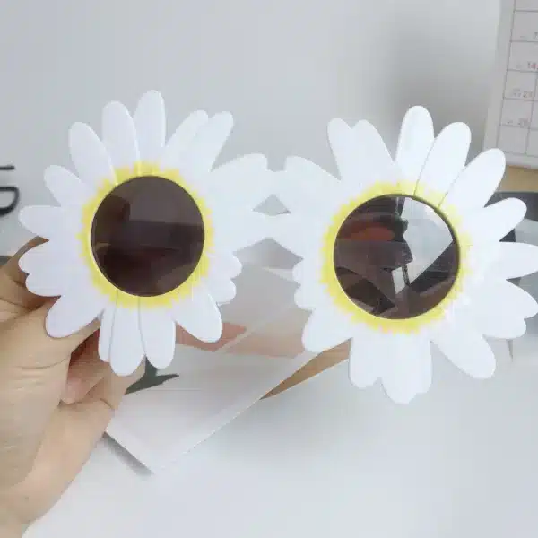Lunettes de soleil tournesol en forme de petite marguerite, lunettes décoratives de fête amusantes, rassemblement en plastique, accessoires de photographie de pique-nique 3